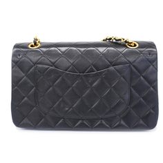 Brand: Chanel Model: Timeless Color: Black Material: Leather Inclusions: Box, Dust bag, card Dimensions: 16cm x 25cm x 7cm Serial number: NA Assured Product ity: This product is supplied by a renowned and trusted partner. With this purchase, you are preserving iconic craftsmanship, celebrating heritage, and embracing the beauty of conscious shopping.Delivery 5-8 or 10-15 working days Please note that during high season and Sale period, delivery times may be affected We accept payment with a Cred Burberry Shoulder Bag, Timeless Bags, Timeless Brand, Card Dimensions, Chanel Model, Cosmetic Pouch, Nylon Bag, Credit Card Debit, Fendi Bags