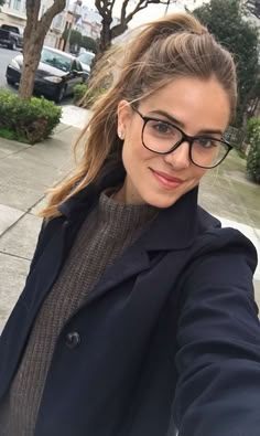 17 Cute Ponytail Hairstyles for Long Hair #hairstyle #ponytail #updo #volume #wedding Glasses Outfit, Glasses Trends, Womens Glasses Frames, Makeup Tip, Stylish Eyeglasses, Eyewear Trends, Trendy Glasses, Four Eyes, Fashion Eye Glasses