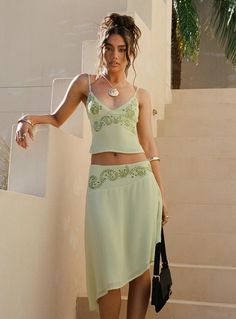 Pappilion Asymmetrical Midi Skirt Sage Asymmetrical Midi Skirt, Cooler Style, Euro Summer, Sheer Material, Asymmetrical Skirt, Curve Dresses, Casual Tank Tops, White Midi Dress, Summer Fits