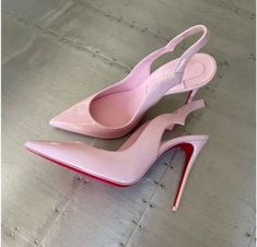 Pink Louboutins, Stunning Shoes, Louboutin Heels, Fancy Shoes, Girly Shoes, Aesthetic Shoes, Elegant Shoes