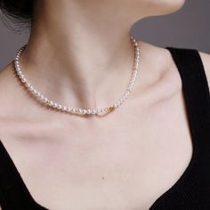 SPECIFICATIONSBrand Name: NoEnName_NullItem Type: NECKLACESModel Number: An-zzxl-xl0006Item Weight: 0.5Hign-concerned Chemical: NoneMetals Type: NoneNecklace Type: Chains NecklacesCertificate: YESFine or Fashion: FineOrigin: Mainland ChinaMain Stone: noneGender: WomenCertificate Type: IGIChoice: yessemi_Choice: yes Pearl White Metal Chain Necklace, Trendy Gold Pearl Choker Necklace, White Metal Choker With Clavicle Chain, Pearl Choker Necklace With Chain Detail, Pearl Choker Necklace With Chain, Elegant Pearl White Beaded Necklace With Clavicle Chain, Minimalist White Necklaces For Party, White Minimalist Necklace For Party, Minimalist White Necklace For Party