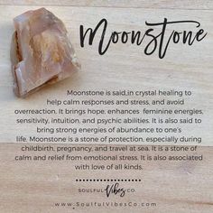 Moonstone Meaning, Bohemian Culture, Crystal Healing Chart, Crystals Healing Properties, Spiritual Crystals, Gemstone Meanings, Crystal Therapy, Moonstone Crystal, Crystal Healing Stones