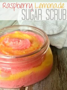 Diy Lip Scrubs, Diy Beauty Gifts, Homemade Scrubs, Lip Scrub Recipe, Homemade Makeup, Lip Scrub Diy, Coconut Oil Recipes