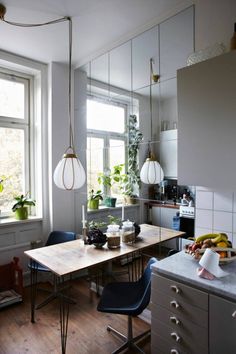 the kitchen is clean and ready for us to use in the day or night time