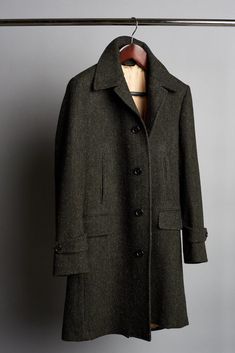 Mens Mac Coat, Tweed Coat Outfit, British Parliament, Mac Coat, Harris Tweed Fabric, Harris Tweed Jacket, Mens Overcoat, Polo Tee Shirts, Mens Attire