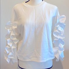 Joa White Ruffle Top M Nwt Cotton Super Cute! White Crew Neck Top With Ruffles, White Ruffled Crew Neck Top, Cheap White Ruffled T-shirt, Vintage White Top With Ruffled Collar, Stretch Cotton T-shirt With Ruffles, White Ruffle Top, Ruffle Top, Long Sleeve Tees, Super Cute