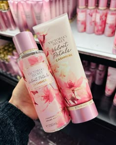 Pink Perfumes And Lotions, Body Lotion Victoria Secret, Victoria Secret Scents, Lotion Organization, Victoria Secret Smell Goods, Pink Body Spray Victoria Secrets, Victorias Secret Perfume Set, Bath And Body Perfume