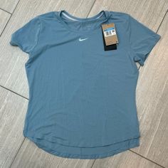 Short Sleeve Lightweight Material Dri - Fit, Upf 40 Perfect For Outdoor Activities To Keep You Cool And Protected Size M 6-8 Womens Brand New With Tags, Never Worn Nike Shirts Women's, Tennis Shirt, Tennis Shirts, Purple Shorts, Ladies Tee Shirts, Large Shirts, Long Sleeve Tee Shirts, Grey Tee, Nike Tees