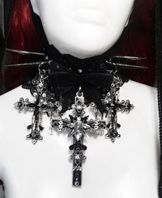 Visual Kei Jewelry, Vkei Jewellery, Goth Assessories, Visual Kei Accessories, Vkei Accessories, Gothic Aesthetic Fashion, Gothic Piercings, Gothic Accessories Jewellery, Cute Collars