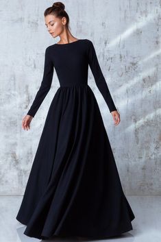 Sukienki Maksi, Mode Prints, Taylor Lautner, Liam Hemsworth, Zac Efron, Long Black Dress, Scarlett Johansson, Long Black, Modest Dresses