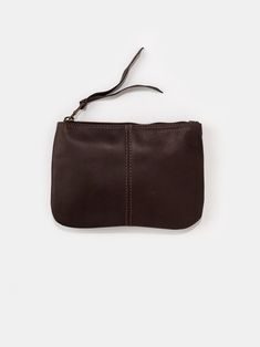 simple leather makeup bag with stitched center seam and leather zipper pull. measures 7.5" x 5". made in california. erica tanov Bison Leather, Chocolate Gold, Leather Makeup Bag, Black Chocolate, Vanity Bag, Simple Leather, Barrel Bag, Warm Brown, Make Up Bag