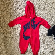 Nwt Footless Zip Up Onesie. Size 6 Months Red Long Sleeve Onesie For Playwear, Red Long Sleeve Onesie For Play, Red Cotton Onesie For Playwear, Nike Baby, Baby Jumpsuit, Month Colors, Nike Red, 6 Months, Onesies