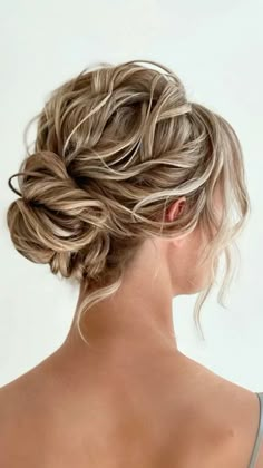 Mom Of The Bride Hair, Bun Upstyle, Wedding Day Hairstyle, Kim Hair, Wedding Hairs, Beautiful Wedding Hair