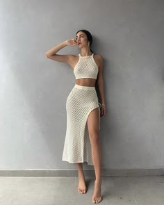 Skirt And Crop Top, Mode Crochet, Crochet Fashion Patterns, Top Skirt Set, Crop Top Skirt, Crochet Inspo, Boho Summer, Knit Fashion, Looks Vintage