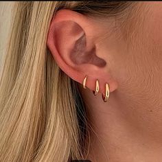 Brand New Gold Hoop Earring Set Open To Offers Gold Huggie Hoop Earrings, Black Hoops Earrings, Small Gold Hoop Earrings, Mens Earrings Hoop, Small Gold Hoops, Cartilage Earrings Hoop, Hoop Earring Sets, Stacked Jewelry, Everyday Earrings