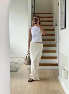 Maxi Skirt Outfits, Traje Casual, Euro Summer, Stockholm Fashion