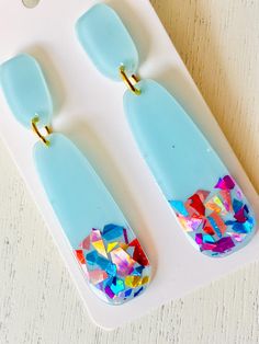 Colourful Earrings, Earrings Funky, Resin Acrylic, Earrings And Rings, Resin Artwork