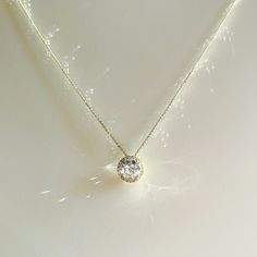 Diamond Necklace Gift, Jewelry To Buy, Bride Necklace, Necklace Bridal, India Jewelry, Bridesmaid Necklace, Solitaire Pendant, Diamond Fashion, Necklace Gift