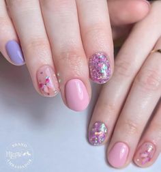 50 Pink Valentines Nails for Beginners Pink Nails And Glitter, Pink Nails With Glitter, Spring Nail Art Ideas, Nails For Beginners, Short Pink Nails, Soft Pink Nails