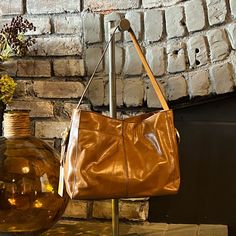 New Hobo Leather Handbag Truffle Color Over The Shoulder Medium Size Tan Shoulder Bag, Hobo Purse, Shoulder Strap Bag, Hobo Bags, Large Shoulder Bags, Black Shoulder Bag, Mini Shoulder Bag, Hobo Handbags, Leather Hobo