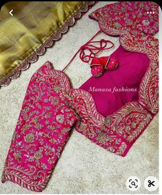 Exclusive Blouse Designs, Pink Blouse Designs, Gold Saree, Blouse Designs Pattern, Blouse Designs Catalogue, Best Blouse Designs