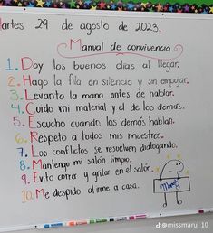 a white board with writing on it in spanish