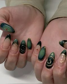 Almond Acrylic Nails Green, Burgundy And Green Nails, Nailspo Almond, Almond Nails Green, Green And Purple Nails, 22 Bday, Bday Nails, Emerald Nails, Witchy Nails