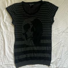 Great Condition Worn A Few Times One Size Digital Closet, Hysteric Glamour, Skeletal, Shirt Color, Black Gray, Colorful Shirts, Black And Grey, Womens Tops, Wardrobe