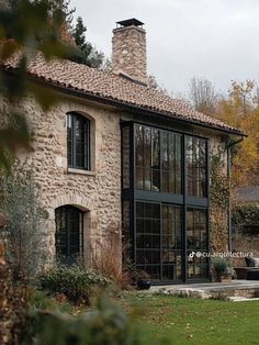 Stone Base House Exterior, Stone Wood Glass House, Contemporary Country Home Exterior, Design Houses Architecture, French Stone House Exterior, Victorian New Build, Tuscan Contemporary Home, European Carriage House, Asymmetrical Home Exterior