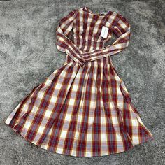 Something Navy Blanche Smocked Plaid Midi Dress Western Fitted New Womens Small * Size: Xs * Condition: In New Condition! * Please See Pictures For Exact Color And Condition! * Ask Any Questions! * Offers Welcome! Bundles Encouraged! * Ships Quickly! Casual Fitted Smocked Dress With Pleats, Casual Fitted Smocked Pleated Dress, Fitted Red Smocked Casual Dress, Casual Red Fitted Smocked Dress, Fitted Red Smocked Dress Casual Style, Casual Fitted Red Smocked Dress, Red Fitted Smocked Dress With Ruched Detail, Fitted Smocked Dress With Smocked Cuffs, Midi Length, Fitted Red Smocked Dress With Ruched Details