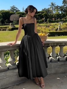 Serendipity Frenchy Flowy Long Dress – COMMENSE Graduation Dress Flowy, Elegant Dress With Sleeves, Black Cute Dress, Graduation Dress Black, Long Elegant Dress, Flowy Long Dress, Flowy Black Dress, Long Elegant Dresses, Long Dres