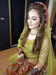 Mehndi Hairstyles Pakistani, Bridal Mehndi Hairstyles, Bridal Hairstyles Pakistani, Hairstyles For Bride, Pakistan Bride, Mehndi Hairstyles, Pakistani Bridal Hairstyles, Hairstyles Pakistani