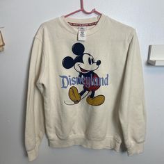 Official Mickey Mouse Disneyland vintage crewneck sweatshirt in white small

Has some slight yellowing in photos shown but overall in great condition!

#Disneyland #disneyworld #disney #mickeymouse #disneymerch Disneyland Sweatshirt, Mickey Mouse Disneyland, Disneyland Vintage, Vintage Crewneck Sweatshirt, Vintage Disneyland, Vintage Crewneck, Disney Ladies, Disney World, Disneyland