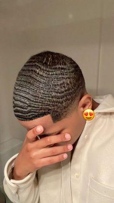 Men With Waves, Waves Black Men, Flat Hairstyles, 360 Waves Men, Men Waves, Waves 360, Cornrows For Boys, 360 Waves Hair, Braiding Patterns