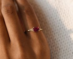 Oval Ruby Ring Design, Ruby Ring Designs, Engagement Ring Simple, Ruby Wedding Rings, Promise Band, Ruby Ring Gold, Green Tourmaline Ring, Ring Cluster, Pink Tourmaline Ring