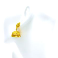 These 22k gold jhumki earrings, weighing 13.2 grams, feature a versatile dangling flower design, beautifully finished in radiant yellow gold. The earrings extend to a length of 1.5 inches and are secured with screw back posts, ensuring both elegance and comfort. The floral motif adds a touch of nature-inspired beauty, making these earrings a perfect accessory for both casual and formal occasions. Ideal for those who appreciate the timeless appeal of gold and the charm of intricate designs, these earrings are a testament to exquisite craftsmanship, offering a blend of traditional elegance and contemporary style. Product Details Gold Purity(karat): 22k Gold Weight(grams): 13.2 Item Finish: Yellow Gold Earring Style: Hanging/Jhumki Earring Length: ﻿1.5" Earring Post: Screw Back Festive 22k Yellow Gold Jhumkas, Bollywood Style 22k Yellow Gold Bridal Earrings, Festival 22k Yellow Gold Jhumkas, Bollywood Style 22k Yellow Gold Earrings, Bollywood Style Yellow Gold Earrings With Latkans, Bollywood Yellow Gold Bridal Earrings For Diwali, Yellow Gold Bollywood Bridal Earrings For Diwali, Elegant Yellow Chandbali Jhumkas, Elegant Yellow Jhumkas For Festive Season