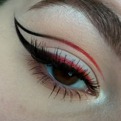 Red White And Black Makeup, Simple Black And Red Makeup Looks, Red And Black Eyeliner Looks, Red Black Eyeliner, Black And Red Eyeliner, Red And Black Eyeliner, Red Graphic Liner Makeup, Simple Red And Black Eyeshadow Looks, Red Eyeliner Looks