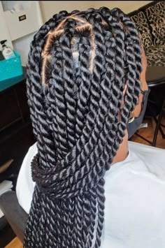 Singles Twist Braids African Americans, Big Twisted Braids, Rope Twist Box Braids, Medium Sized Senegalese Twists, Big Box Twists Hairstyles, Soft Senegalese Twists, Big Senegalese Twists Braids, Medium Twist Braids Long, Sengelese Twist Medium