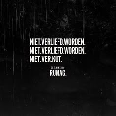 a black and white photo with the words, net - veiled worden niet ve