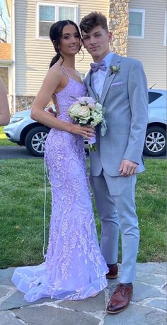 Prom Dresses 2023 Lavender, 2023 Prom Dresses Purple, Purple Mermaid Prom Dresses, Prom Dresses 2023 Ideas Purple, Lilac Hoco Couple, Matching Prom Couples Purple, Formal Dresses Light Purple, Purple Hoco Couple Outfits, Light Purple Prom Suit