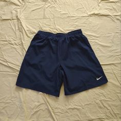 Excellent Condition New With Tags Waist Laid Flat: 17" Rise: 12.5" Inseam: 9" No Rips, Stains, Or Tears Smoke Free, Dog Friendly Household Casual Navy Nike Athletic Shorts, Vintage Nike Shorts, Nike Sweatshorts, Nike Sweat Shorts, Summer Outfit Accessories, Nike Basketball Shorts, Costume Ideas Halloween, Activewear Print, Nike Short