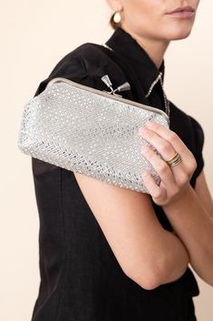 Anya Hindmarch maud tassel clutch in silver crystal. 72% Viscose, 28% Silk 5x22x11.5cmFits Iphone 15 Pro Max Made in China Crystal Embellished Clutch For Gala, Luxury Silver Cocktail Evening Bag, Rhinestone Clutch For Gala, Luxury Silver Clutch For Cocktail, Luxury Silver Clutch For Cocktail Events, Luxury Silver Cocktail Clutch, Chic Silver Clutch For Gala, Glamorous Silver Clutch For Cocktail, Glamorous Silver Cocktail Clutch