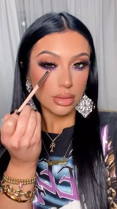 Coloured Waterline, Colourful Under Eye Makeup, Eye Shadow Under The Eye, Under Eye Shadow, Under Eye Eyeshadow, Eye Shadow Ideas, Eyeshadow Ideas, Casual Hairstyles For Long Hair, Precisely My Brow Pencil