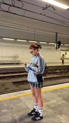 Tokyo Vacation Outfit, Tokyo Japan Outfits Spring, Hongdae Fashion, Japanese Fashion Summer, Japan Trip Outfit, Tokyo Outfits, Japan Fits, Vetements Shoes, Trip Fits