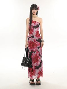 Embrace summer with a touch of elegance in our One Shoulder Floral Maxi Dress with a Back Cut-Out Detail.
Made with lightweight materials, this dress features a vibrant floral pattern that exudes a carefree vacation vibe. Its one-shoulder design coupled with a captivating back cut-out offers a blend of sophistication and charm, perfect for varied stylish outings.
This versatile piece transitions seamlessly from day to night, making it suitable for beach weddings, brunches, or evening events. Acc Style Analysis, Inspo Fits, Tropical Outfit, Japan Vacation, Brunch Dress, Indian Dresses Traditional, Graphic Dress, Flower Print Dress, Hawaiian Dress