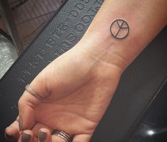 Hippie Tattoo, Summer Tattoo, Tattoo Signs, Wrist Tattoos For Women, Most Popular Tattoos