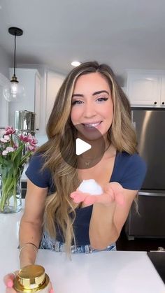 LINDSAY O’DONNELL on Instagram: "Comment ✨FACE✨ for a direct link to these products!

This DIY face wash has truly changed my skin in the most incredible ways! My skin texture has improved, my pores have shrunk & my skin glows more than ever. And how do I know this for sure? When stop using it say, try other cleanser, my skin goes backwards BIG TIME! I’m so happy other people are trying it & loving it too ☺️

• Ingredients:
- 1/2 cup filtered water
- 1/4 Castile soap (unscented)
- 1 tablespoon avocado oil (for skin)
- 2 tablespoons raw organic honey
- 15 drops rose-hip oil

Combine water, Castile soap, rose-hip oil, moisturizing oil & honey. Mix well. Remake every 2 weeks or as needed!
.
.
.
#nontoxicliving #naturalbeautycare #nontoxicbeauty #autoimmuneprotocol" Avocado Oil Skin, Face Washing Routine, Diy Face Wash, Homemade Face Wash, Castille Soap, Makeup Recipes, Natural Beauty Care, Slimmer Face, Filtered Water