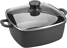 a black casserole dish with a lid