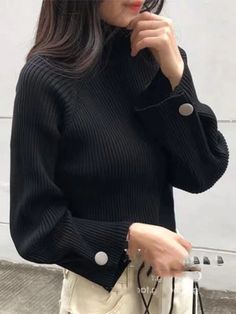 Simple Loose Solid Color High-Neck Sweater How To Have Style, High Neck Designs, High Neck Sweater, Estilo Chic, Beige Sweater, Style Chic, Green Sweater, Winter Sweaters, Khaki Green