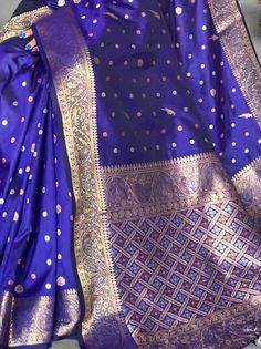 This beautiful blue saree and blouse combination is the epitome of traditional elegance mixed with contemporary design. Crafted with pure soft silk, this saree and blouse not only feel heavenly against the skin but also drape beautifully, ensuring that you exude grace and sophistication at all times.
What sets this saree apart is its exquisite copper and golden zari weaving border, along with a rich pallu adorned with captivating motifs. These intricate details truly make this piece a standout i Saree And Blouse Combination, Saree And Blouse, Blue Saree, Silk Wedding, Wedding Saree, Saree With Blouse, Saree Wedding, Intricate Details, Silk Fabric